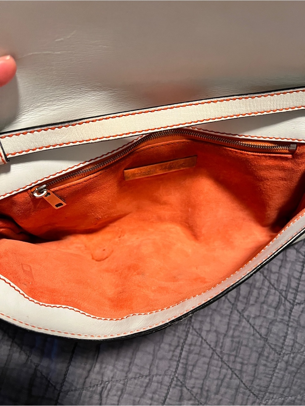 Marc Jacobs Cream Leather Shoulder Clutch - Picture 6 of 12